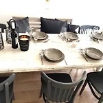 La Petite Maison Fachwerkhaus Am Rande Des Sauerlandes In * واربورغ