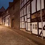 La Petite Maison Fachwerkhaus Am Rande Des Sauerlandes In بيت للعطل واربورغ